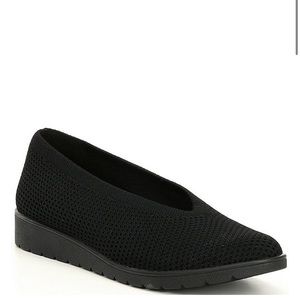 NWT Eileen Fisher black stretch haven size 7.5m